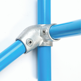 A116LH-D / Left Hand Level to Sloping Down Side Outlet Tee (30 to 45°) Galvanised